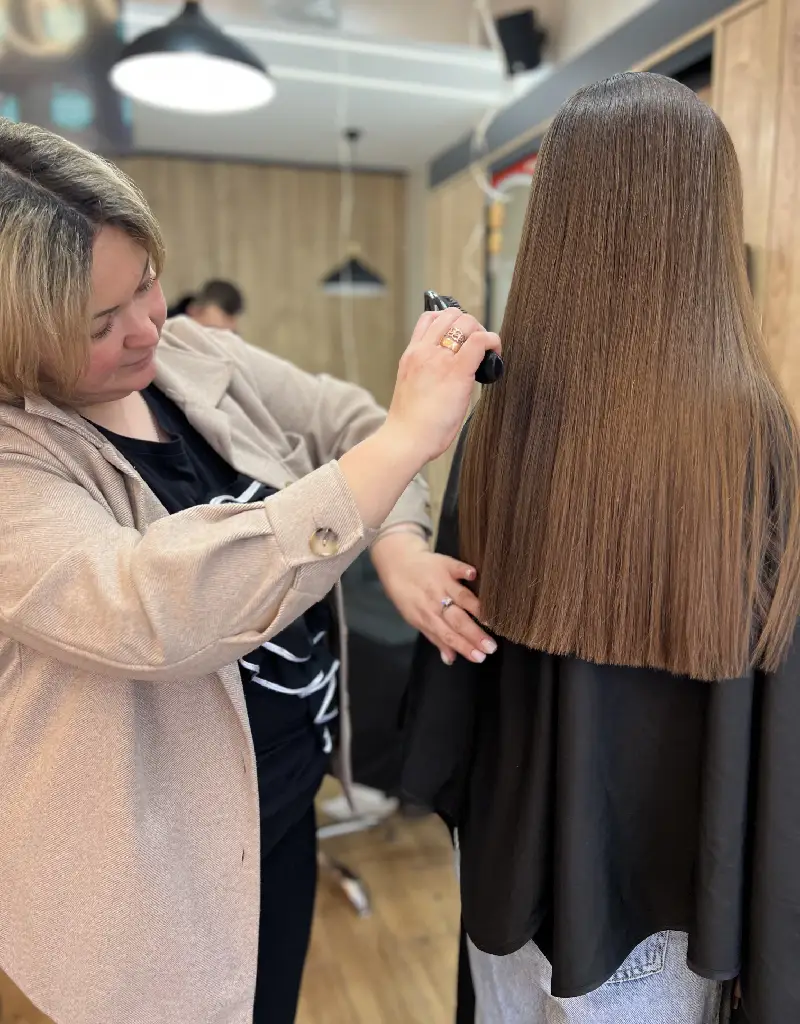 Жіноча перукарня Експрес Стрижка Чернівці